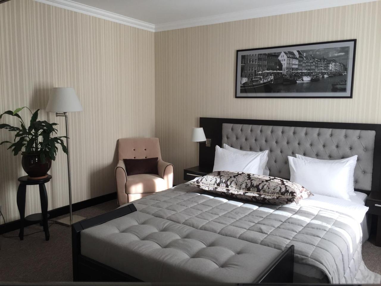 Hotel Home Parq Ekibastuz Exteriér fotografie