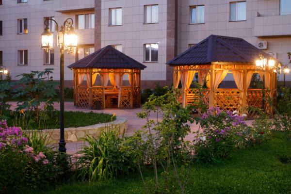 Hotel Home Parq Ekibastuz Exteriér fotografie
